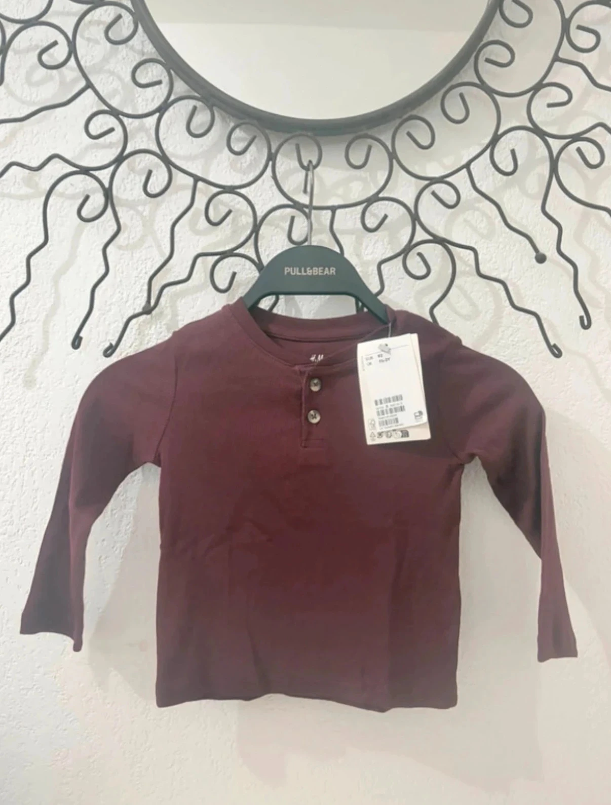 T-shirt manches longues côtelé en coton bio bordeaux - H&M - 18-24 mois